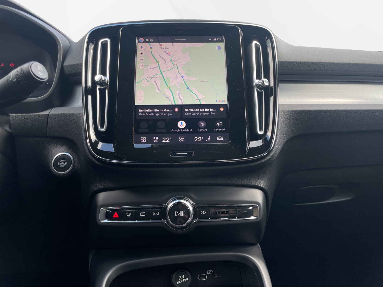 VOLVO XC40 2.0 B3 MH Plus Dark-image-12