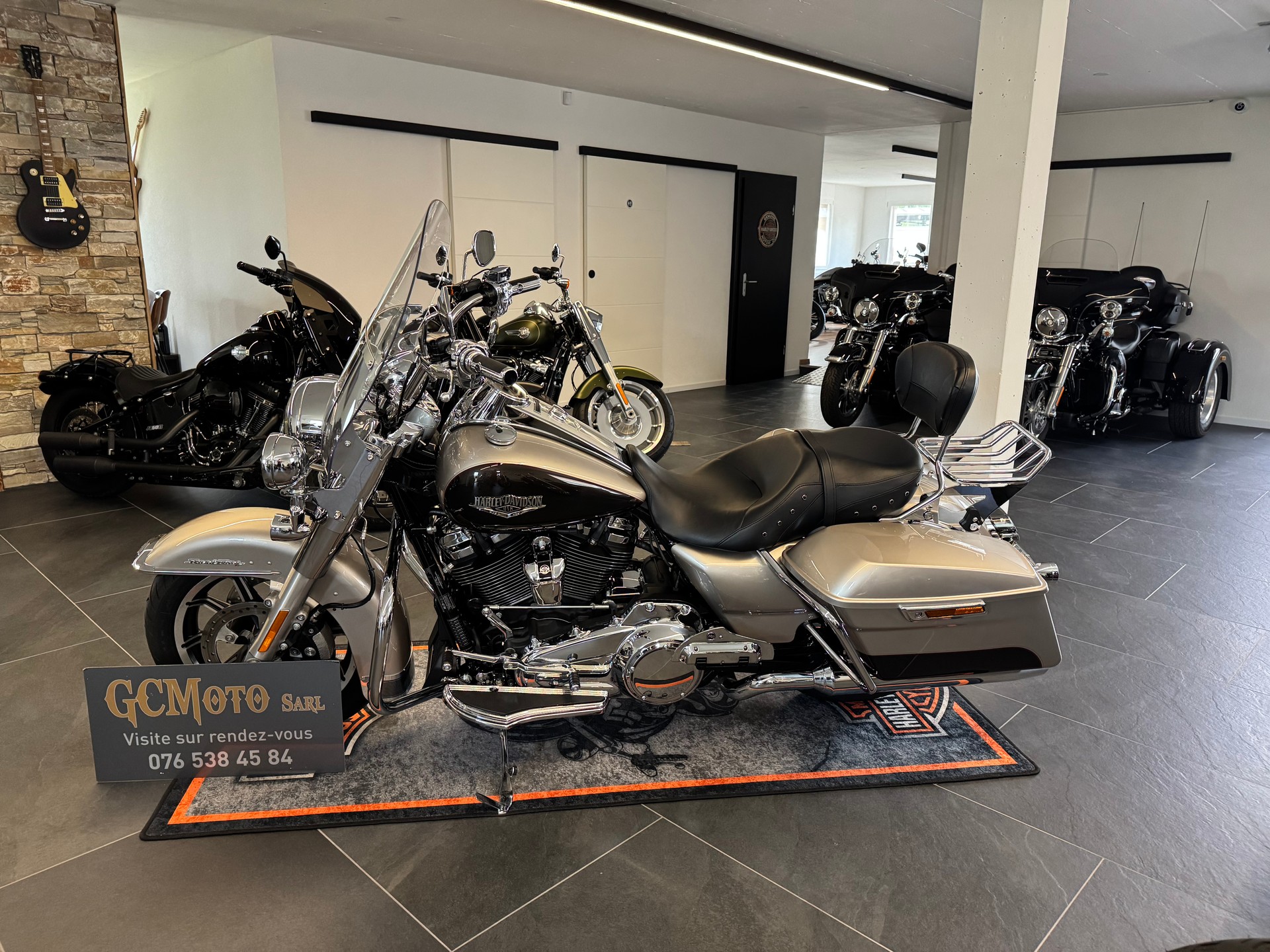 HARLEY-DAVIDSON FLHR Road King 107 ABS-image-5