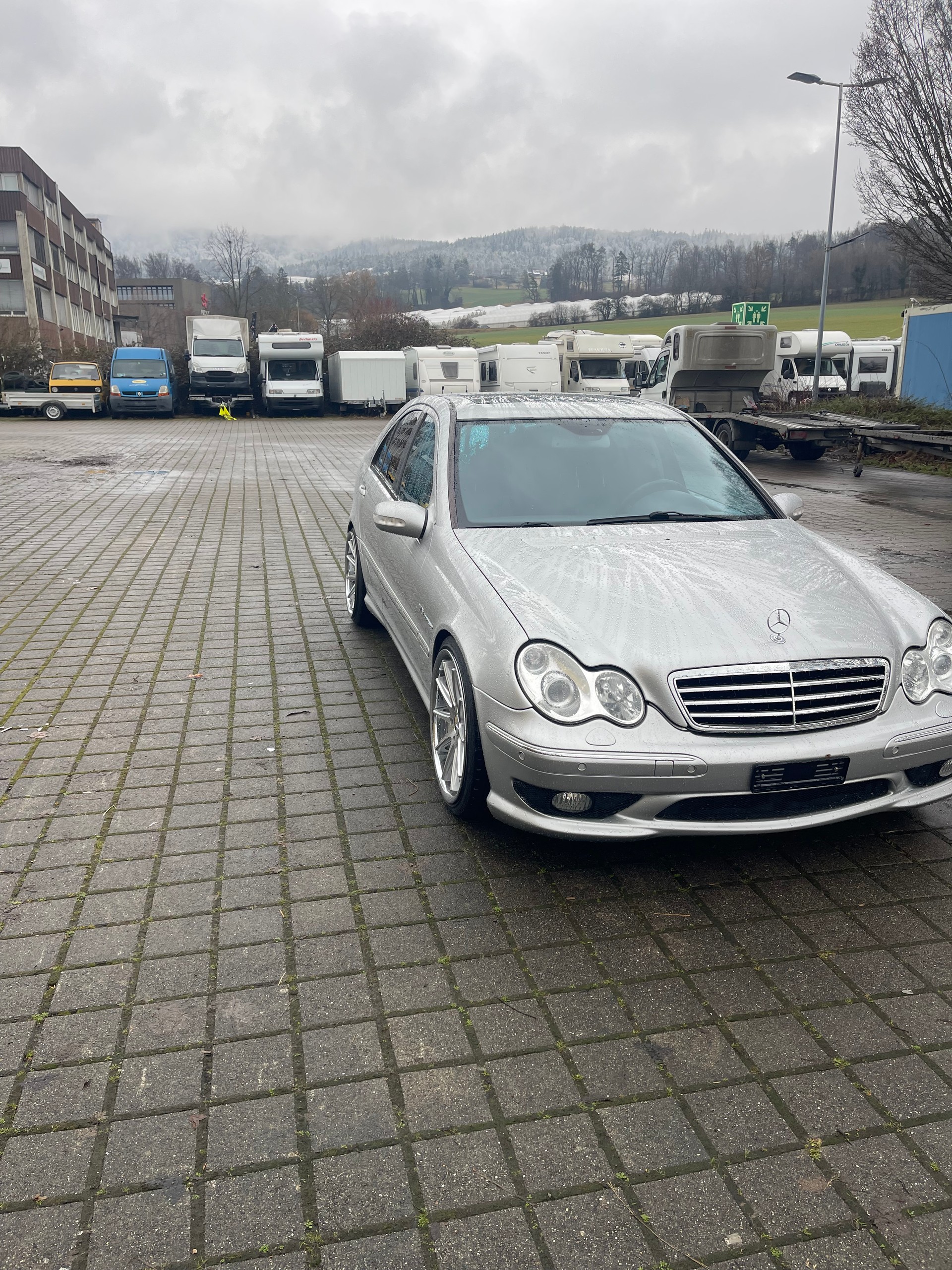 MERCEDES-BENZ C 32 AMG Automatic-image-2