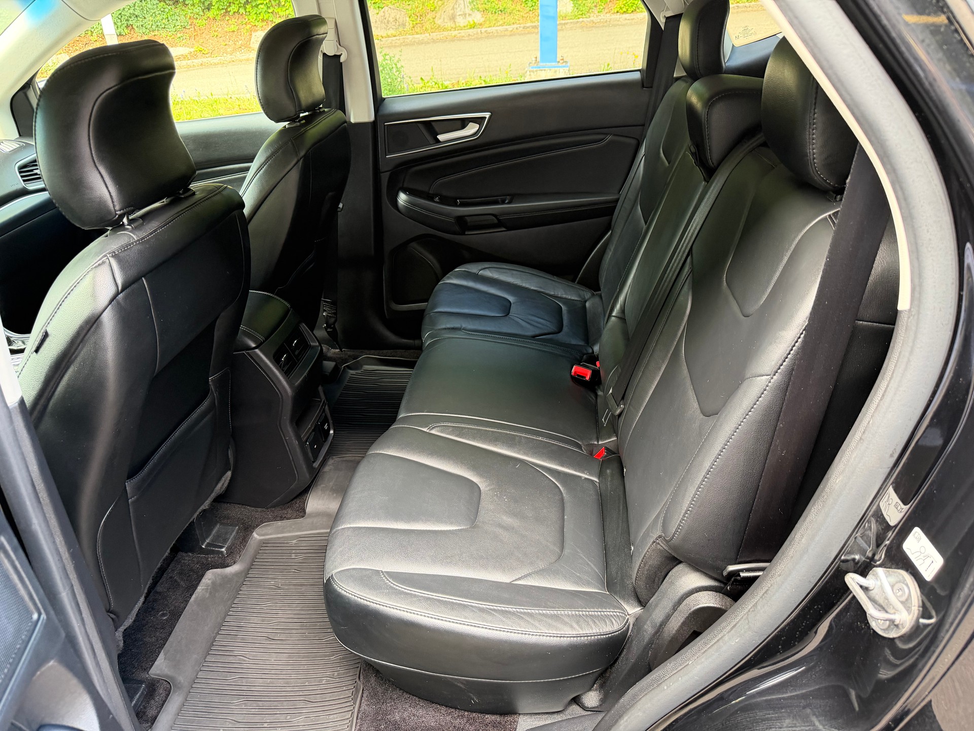 FORD Edge 2.0 TDCi Titanium 4WD PowerShift-image-13