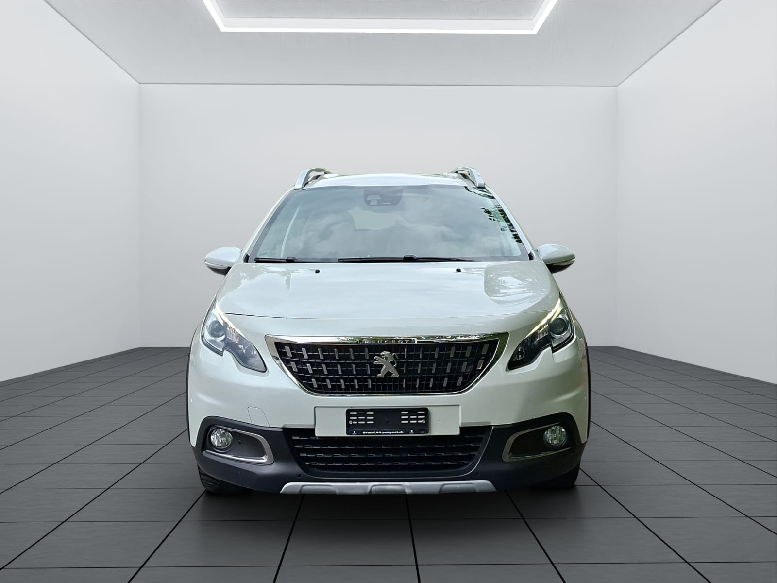 PEUGEOT 2008 1.2 PureTech Allure-showroom-element-1