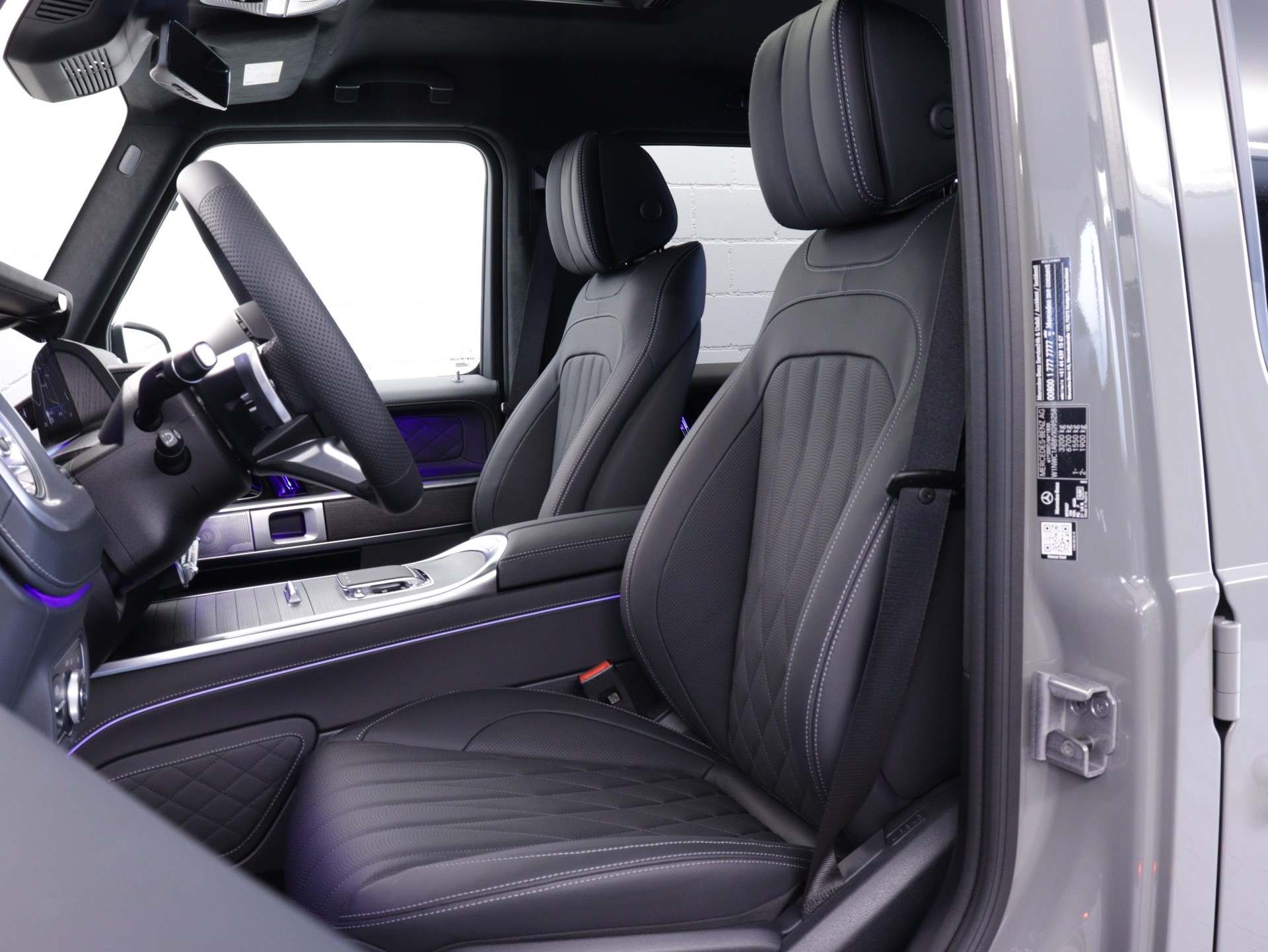 MERCEDES-BENZ G 450 d AMG Line-image-7
