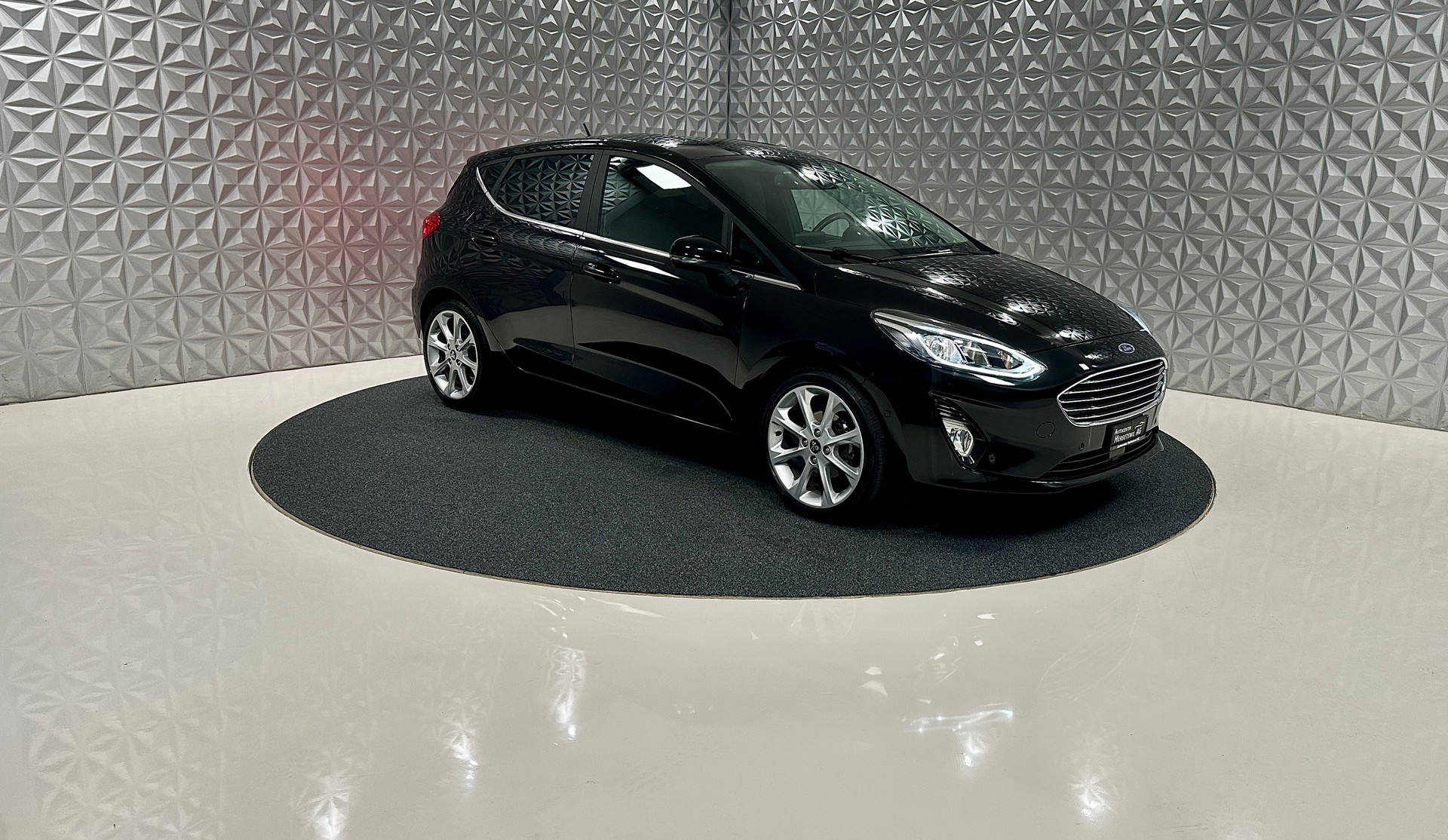 FORD Fiesta 1.0 SCTi Titanium Automat-showroom-element-2