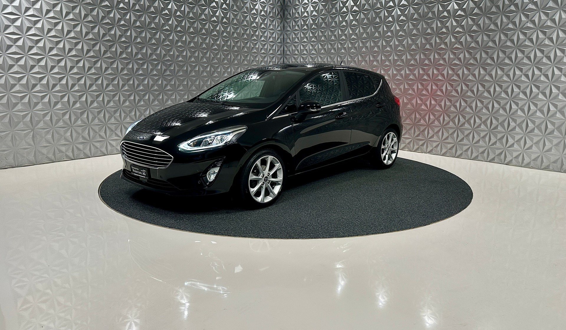 FORD Fiesta 1.0 SCTi Titanium Automat