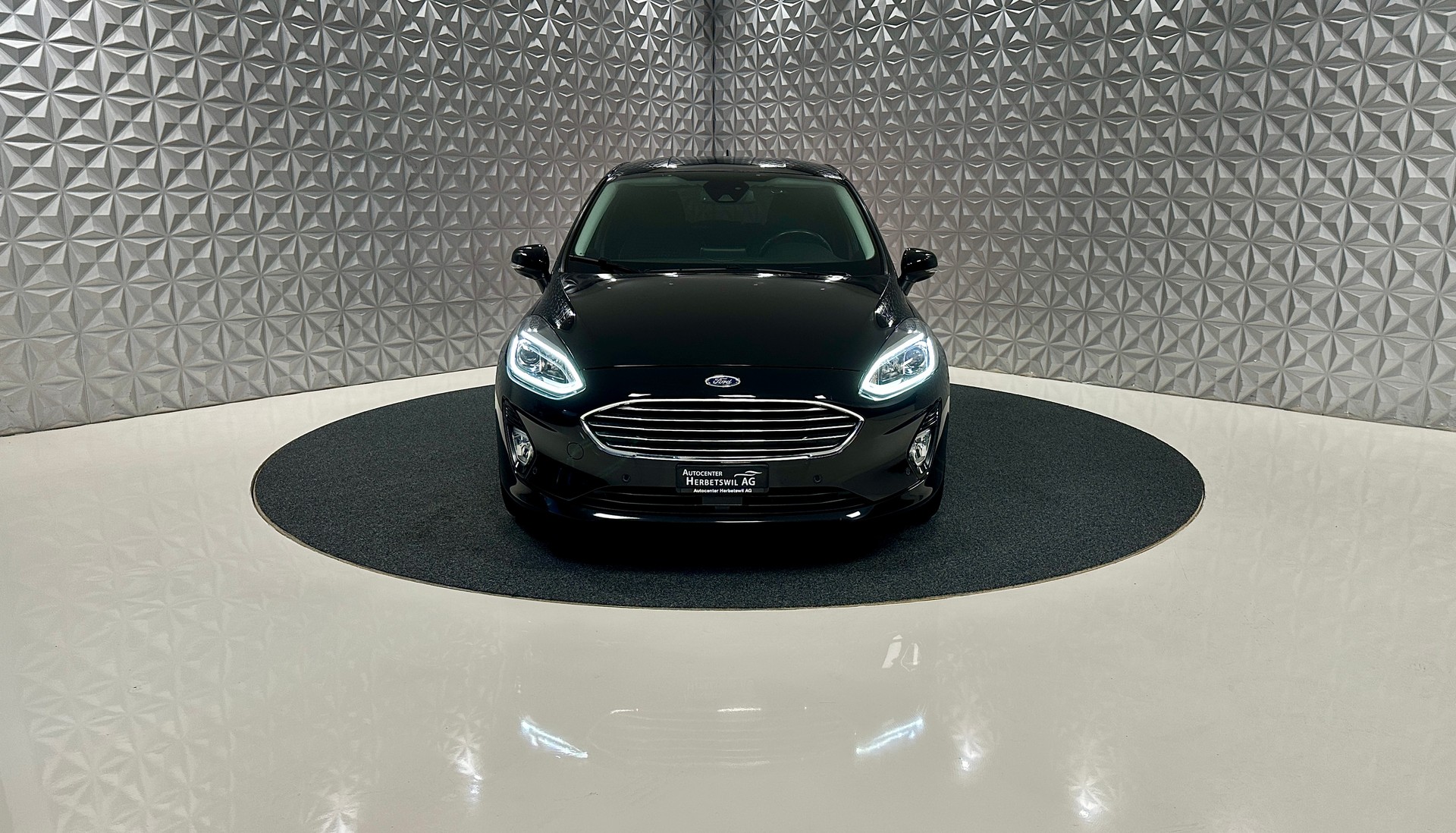 FORD Fiesta 1.0 SCTi Titanium Automat-showroom-element-1