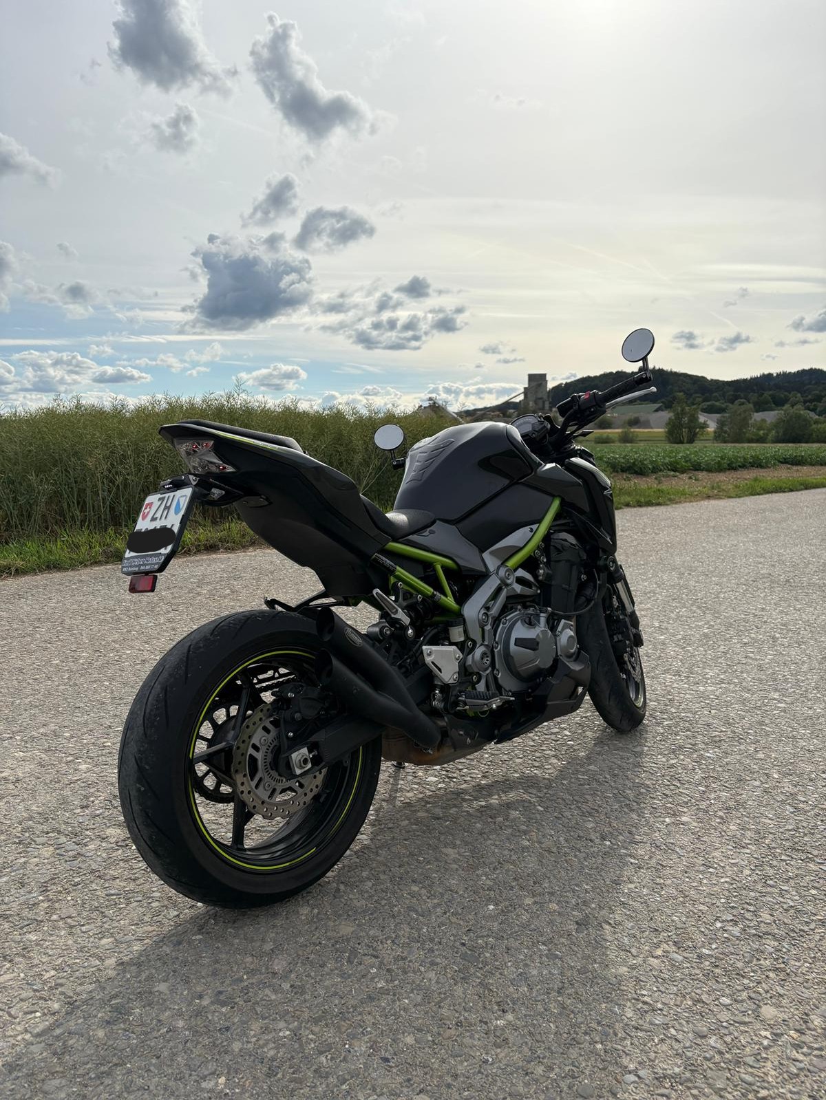KAWASAKI Z 900-image-3