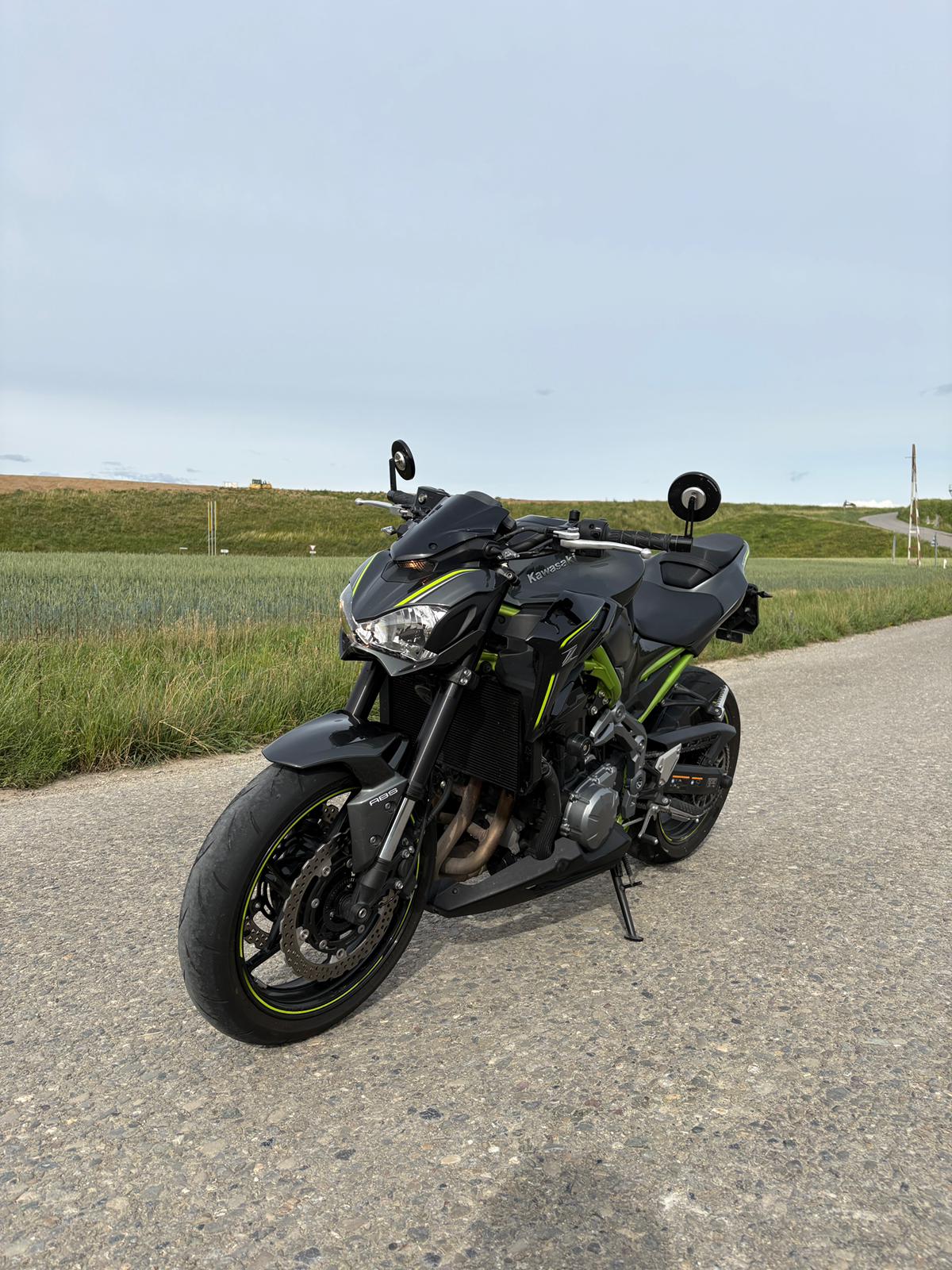 KAWASAKI Z 900-image-7