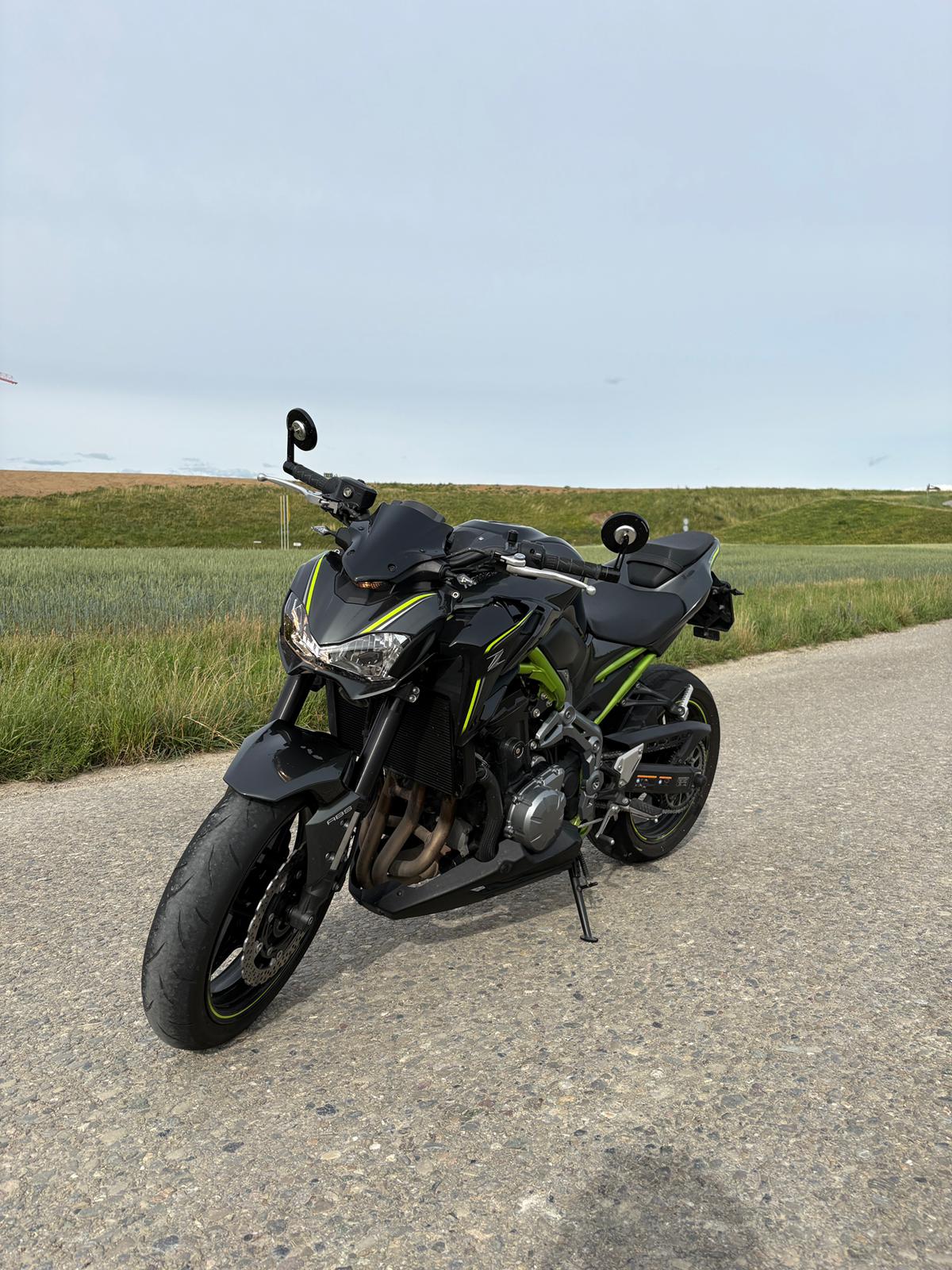 KAWASAKI Z 900-image-5