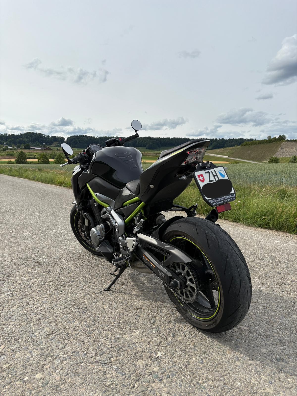 KAWASAKI Z 900-image-6