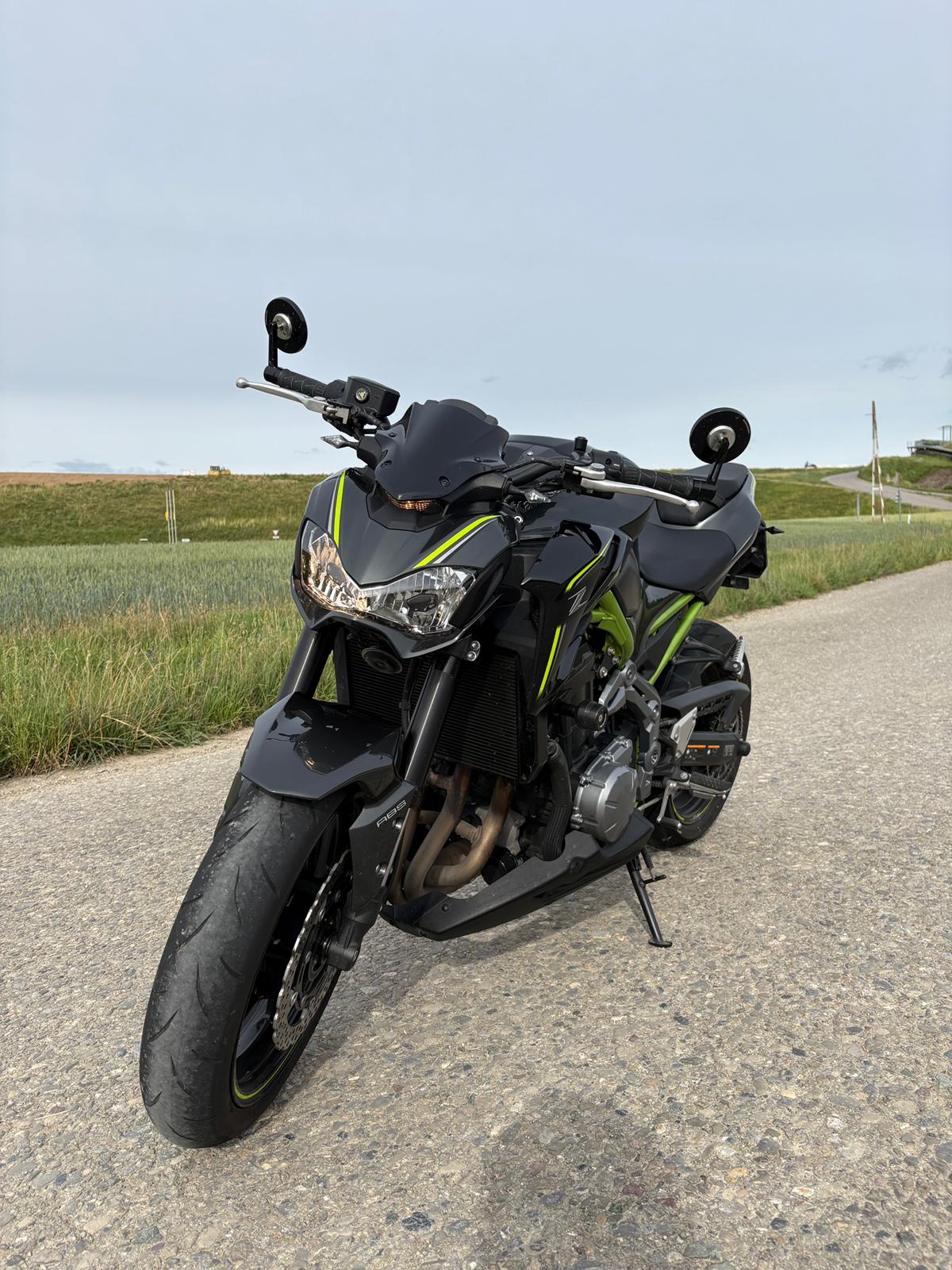 KAWASAKI Z 900-image-2