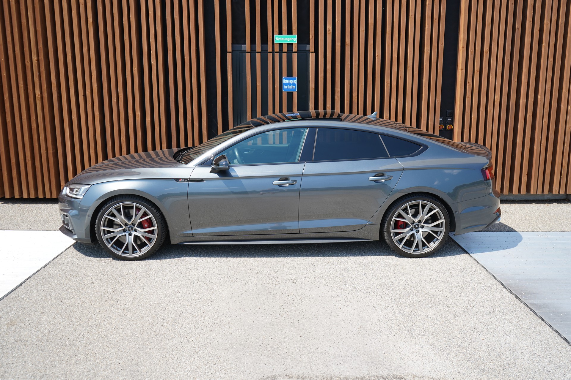 AUDI S5 SPORTBACK 3.0 TDI QUATTRO BLACK TIPTRONIC BLACK l 347 PS-showroom-element-3
