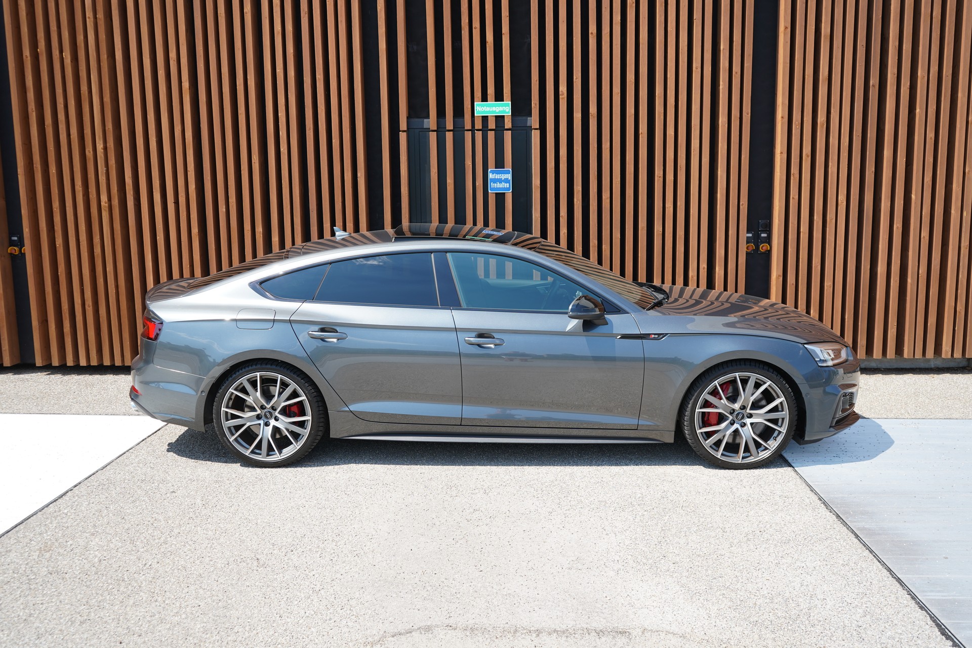 AUDI S5 SPORTBACK 3.0 TDI QUATTRO BLACK TIPTRONIC BLACK l 347 PS-showroom-element-2