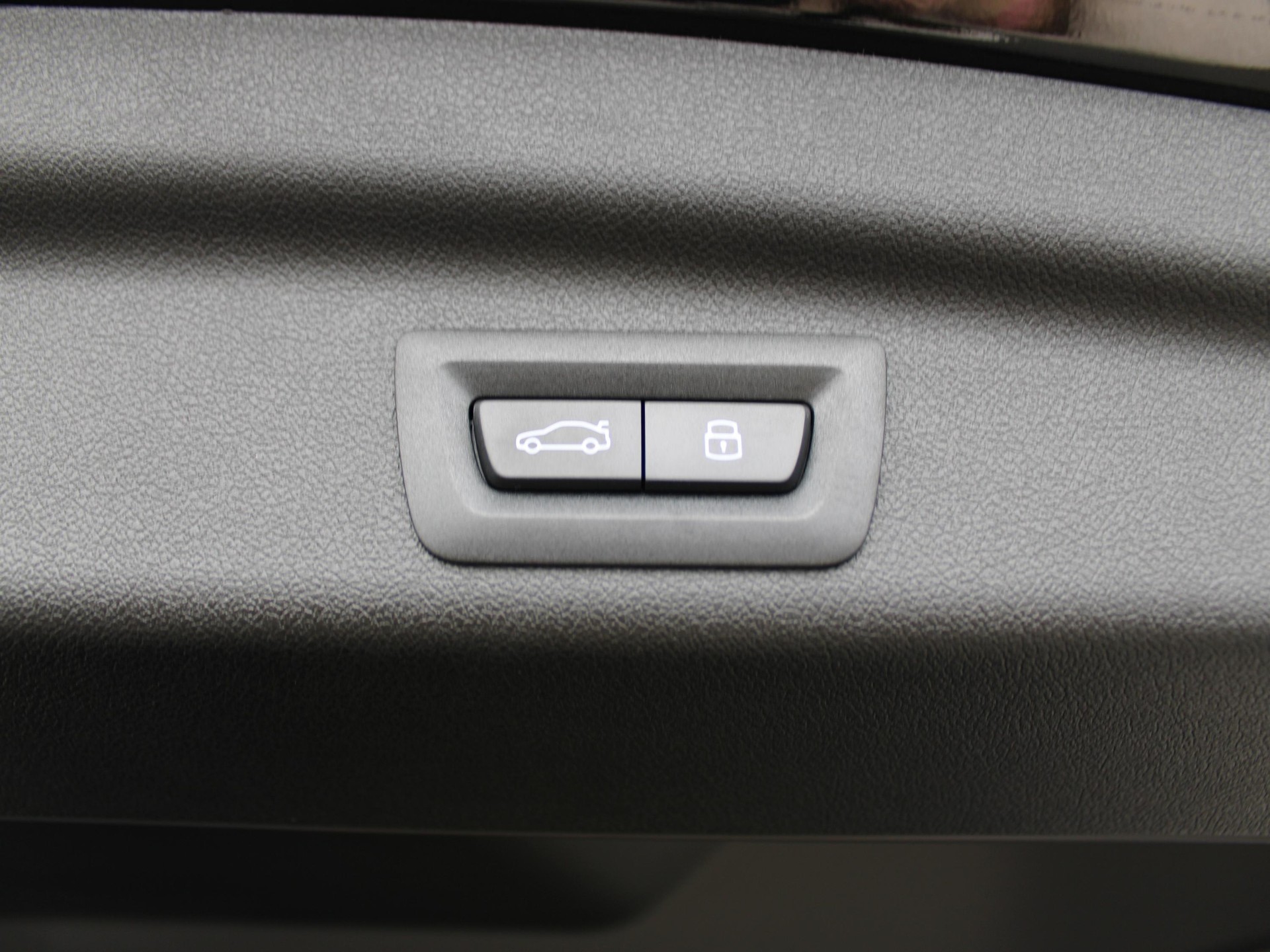 BMW 230e xDr. Act. T. M Sport-image-16