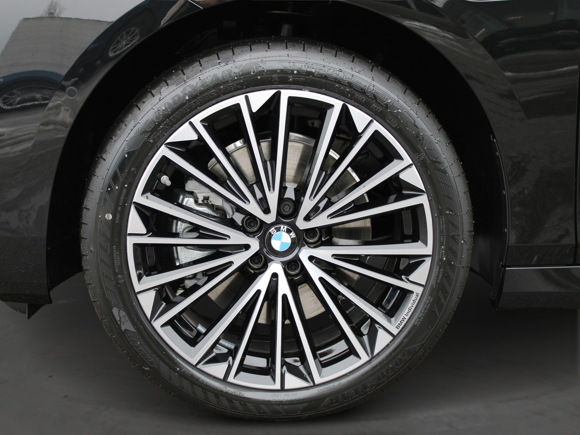 BMW 230e xDr. Act. T. M Sport-image-4