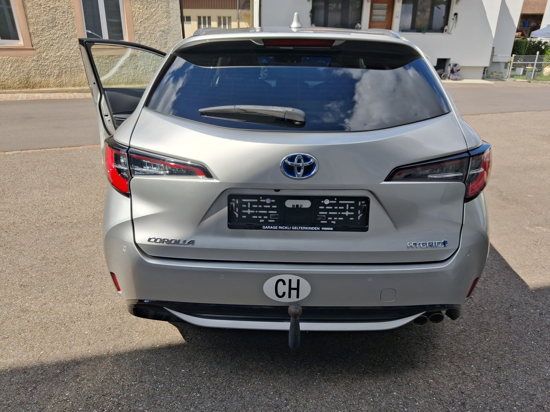 TOYOTA Corolla Touring Sports 2.0 HSD Trend-image-12