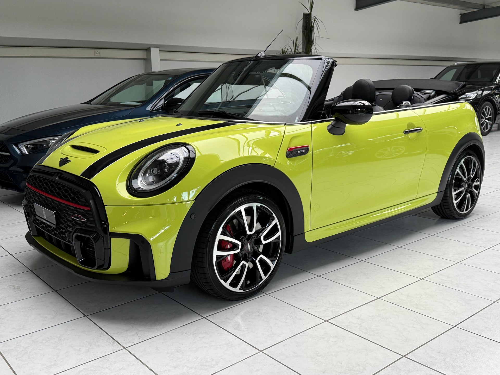 MINI Cooper John Cooper Works Cabriolet Steptronic * ZESTY YELLOW *