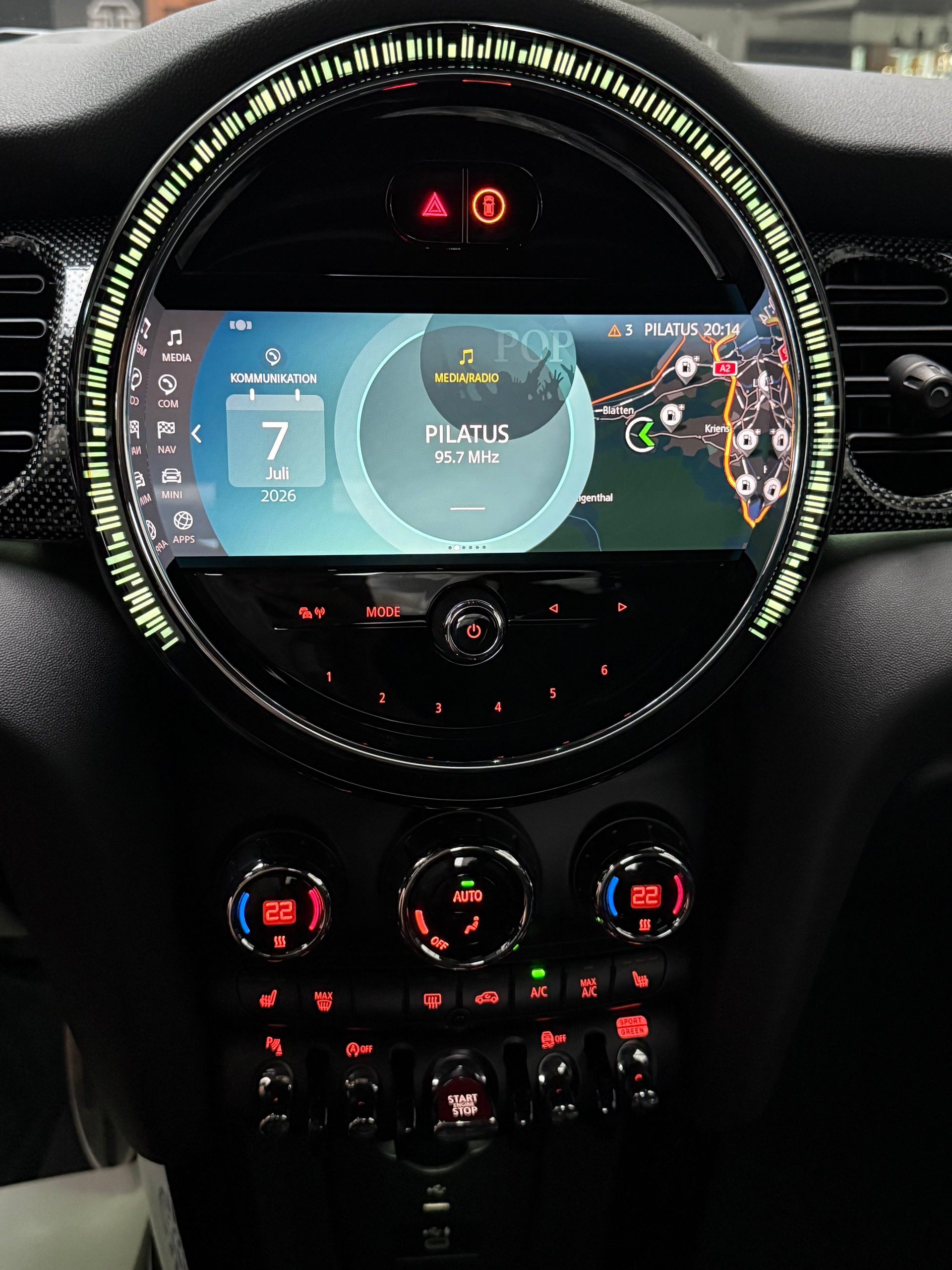 MINI Cooper John Cooper Works Cabriolet Steptronic * ZESTY YELLOW *-image-13