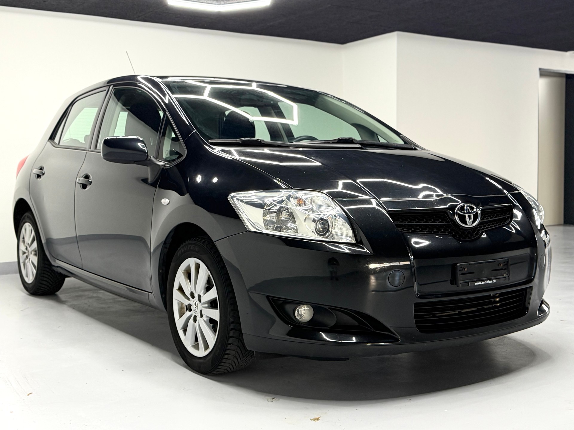 TOYOTA Auris 1.8 Linea Sol-showroom-element-2