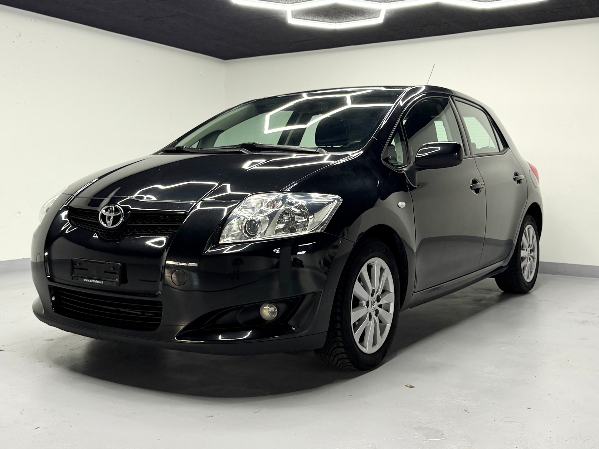 TOYOTA Auris 1.8 Linea Sol
