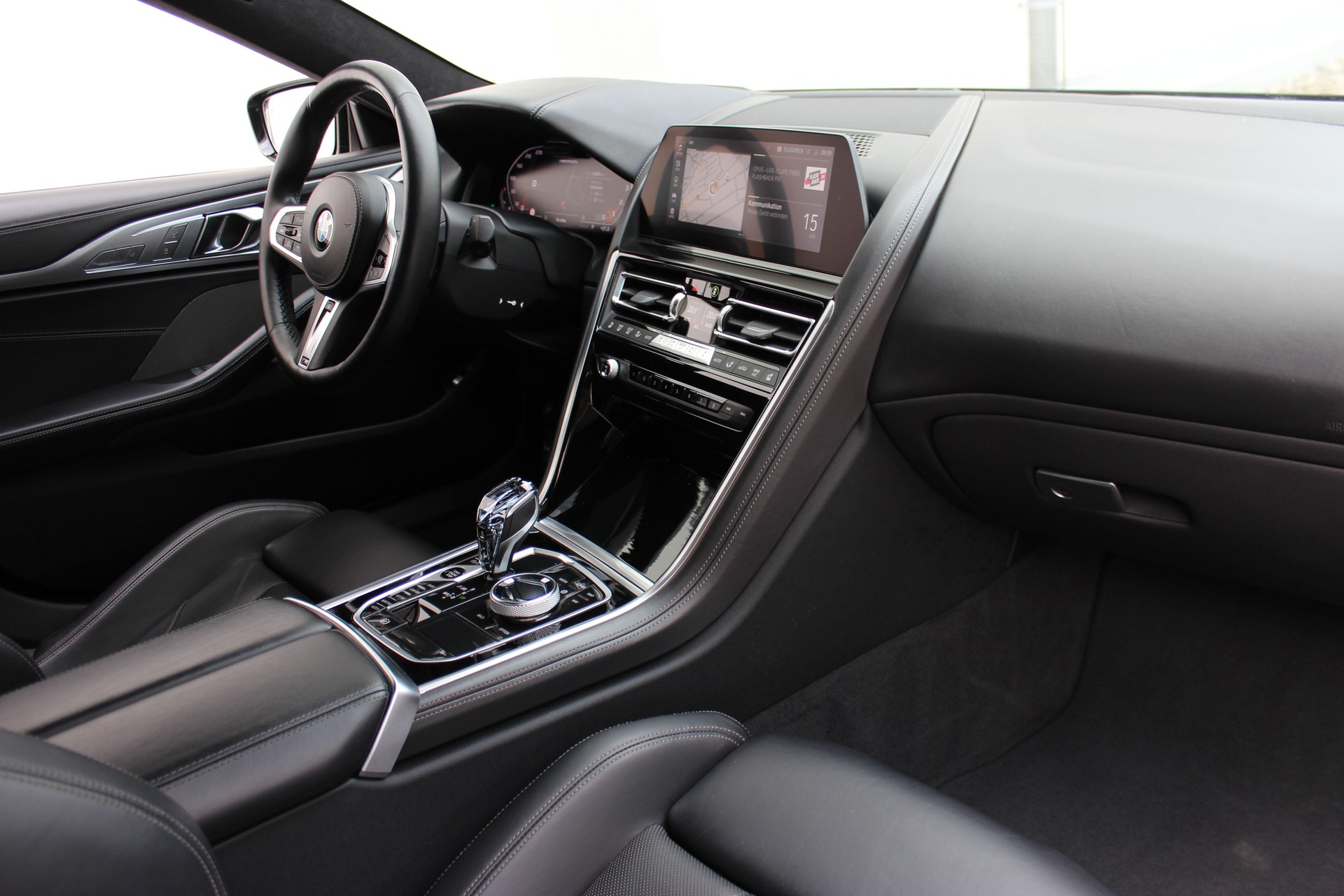 BMW M850i xDrive Gran Coupé *DRAVITGRAU METALLIC*-showroom-element-3