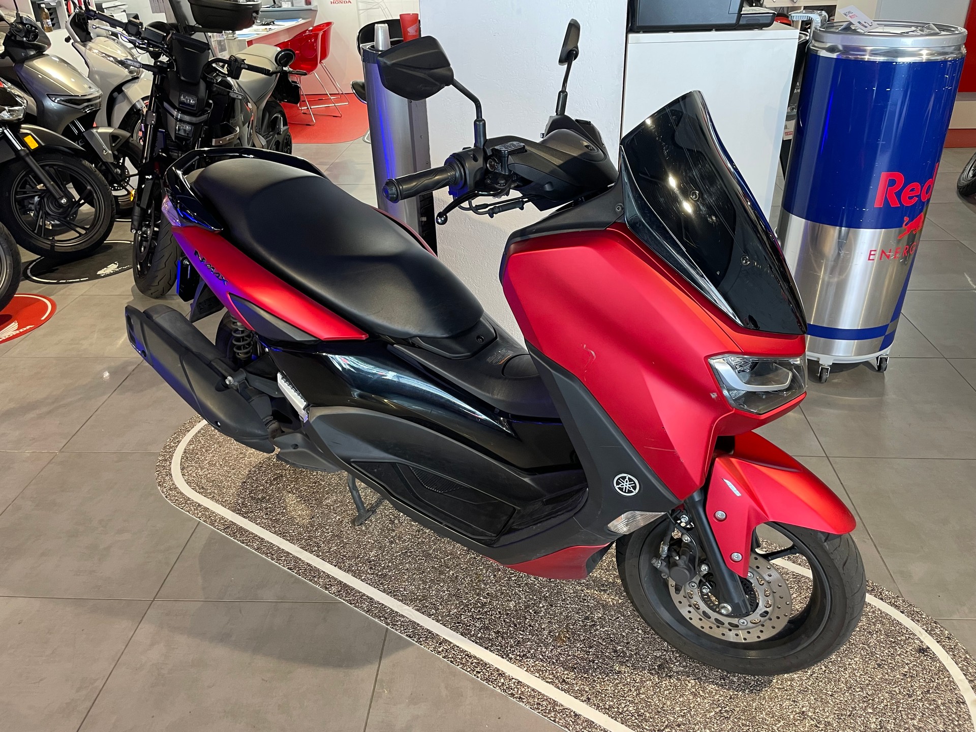 YAMAHA N-Max GPD 125-image-1