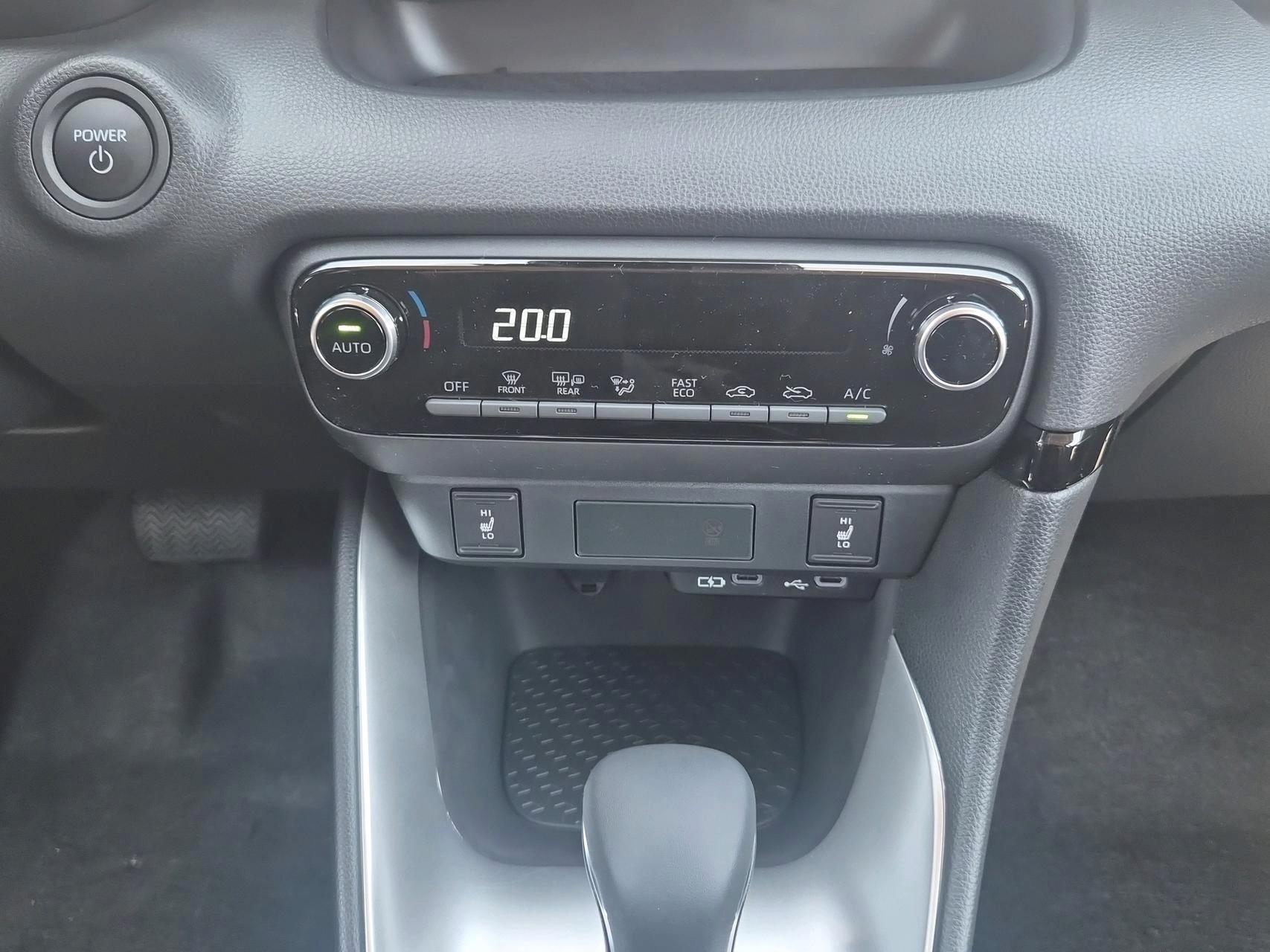 MAZDA 2 Hybrid Exclusive-Line-image-12