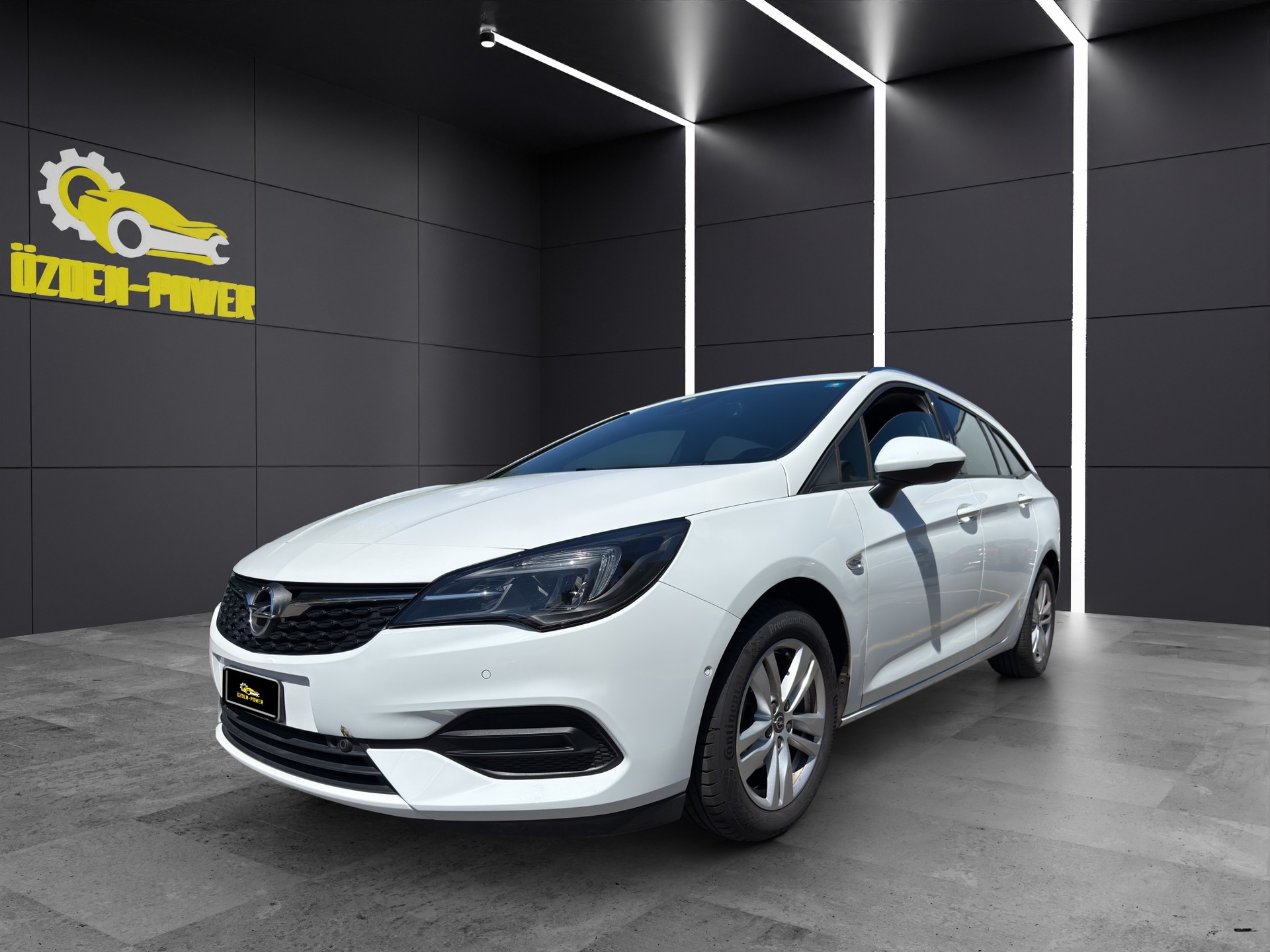 OPEL Astra Sports Tourer 1.5 CDTi Elegance *Reserviert*