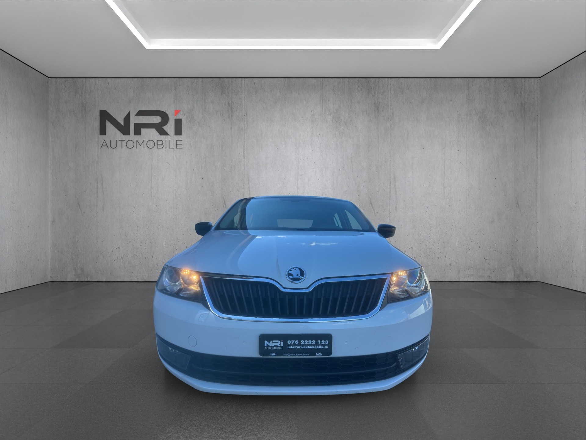 SKODA Rapid Spaceback 1.4 TSI Active DSG-showroom-element-1