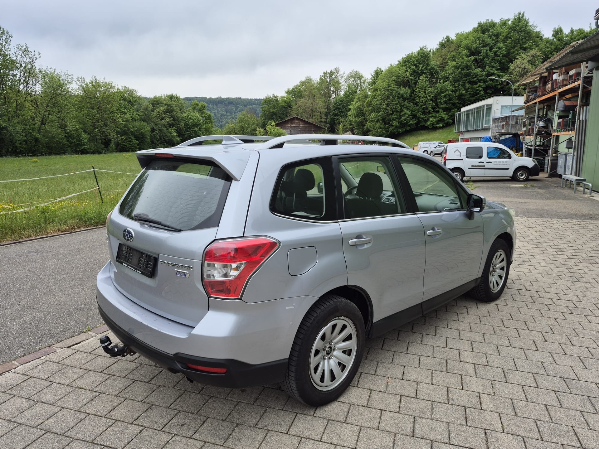 SUBARU Forester 2.0D Swiss Lineatronic-image-4