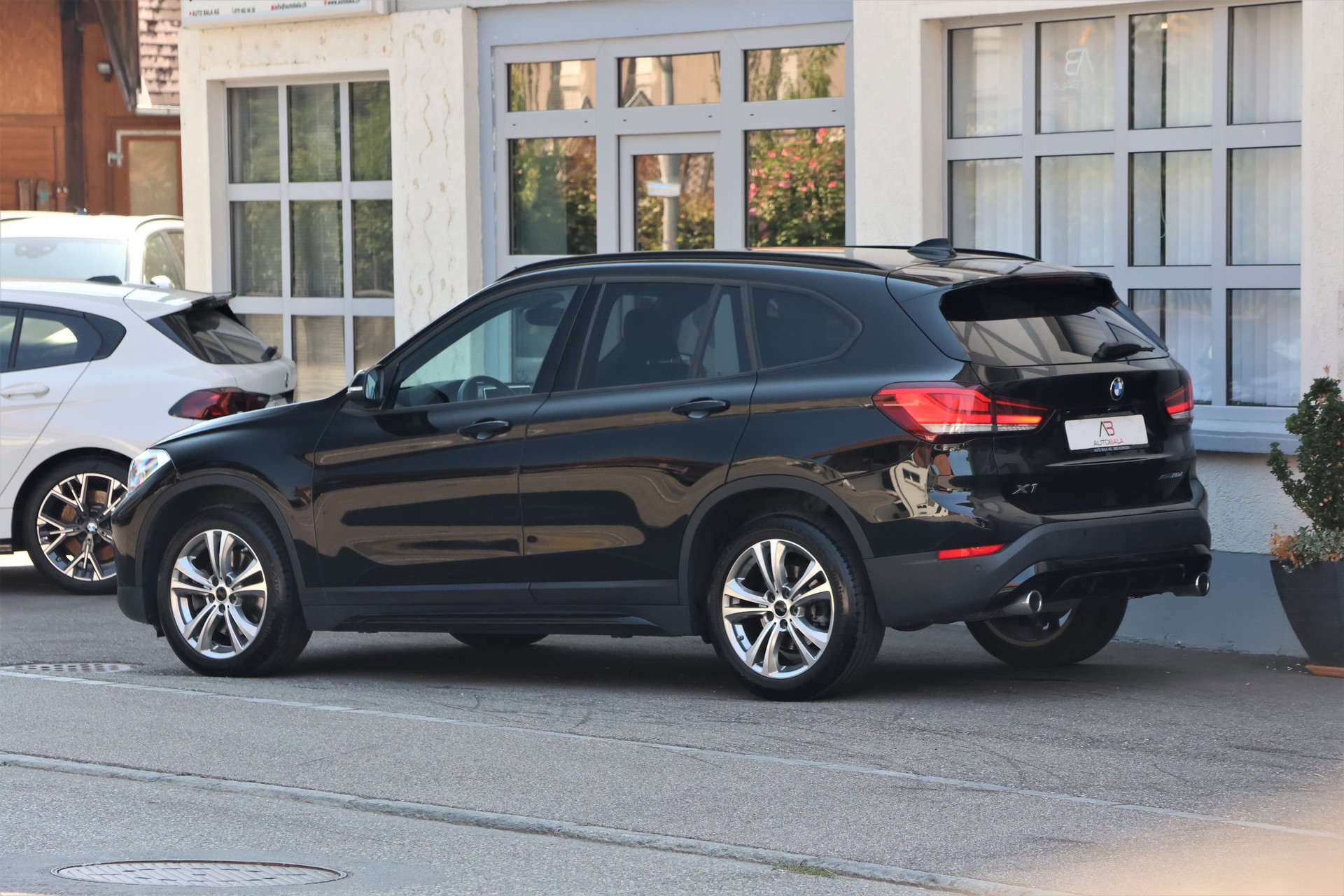 BMW X1 xDrive 20d Sport Line Steptronic (CH)-image-4