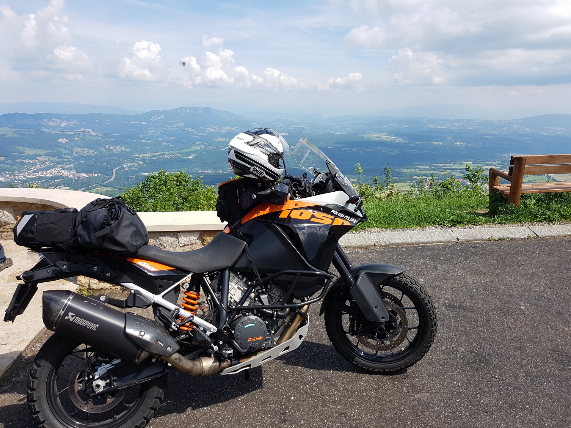 KTM 1050 Adventure ABS-image-2
