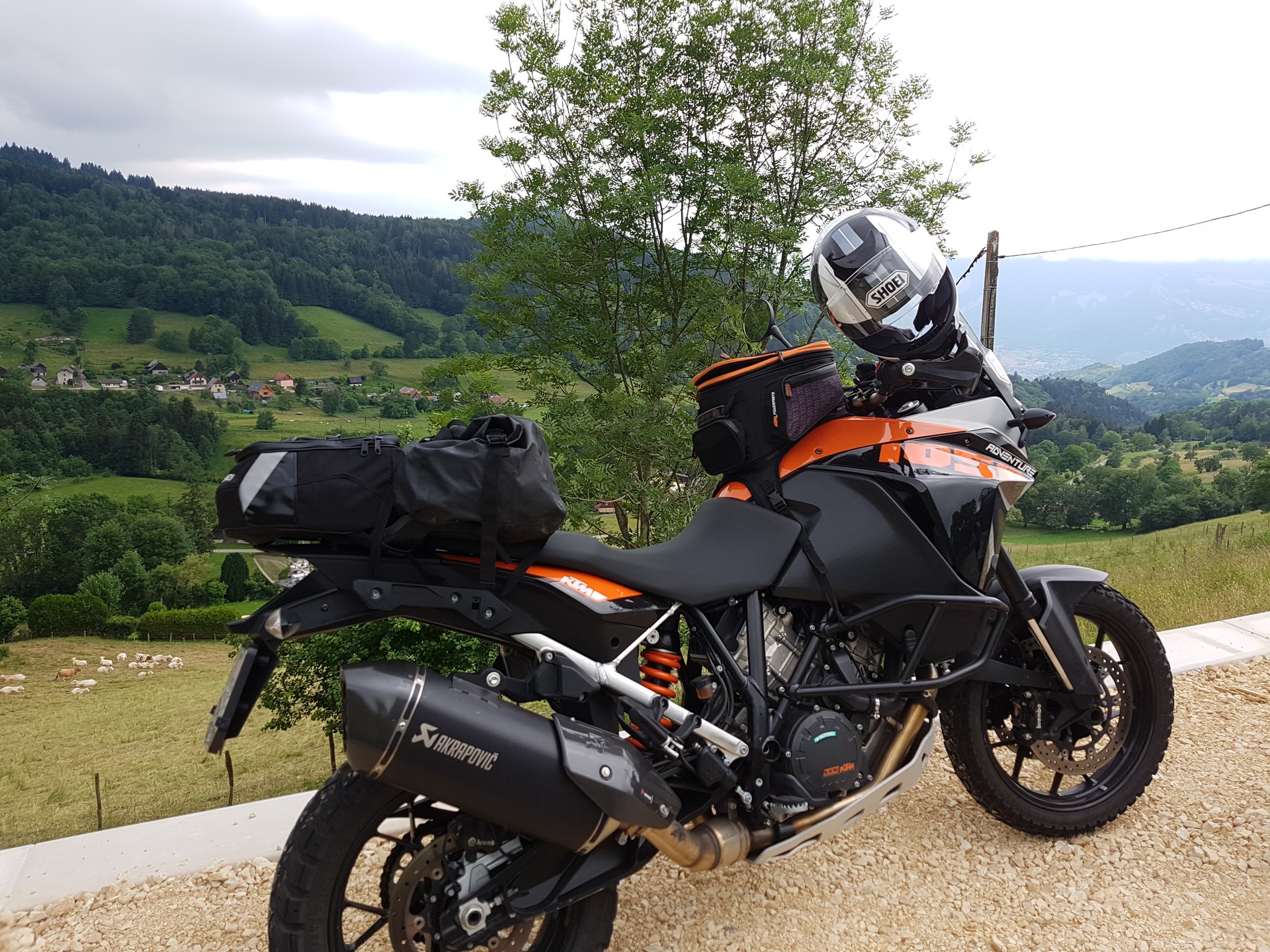 KTM 1050 Adventure ABS-image-11
