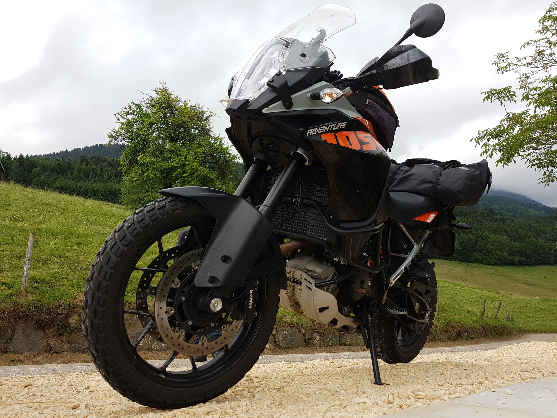 KTM 1050 Adventure ABS-image-1