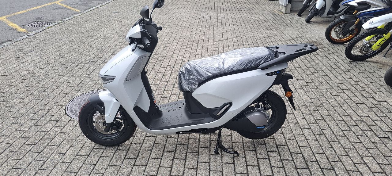 HONDA CUV e Connected-image-2