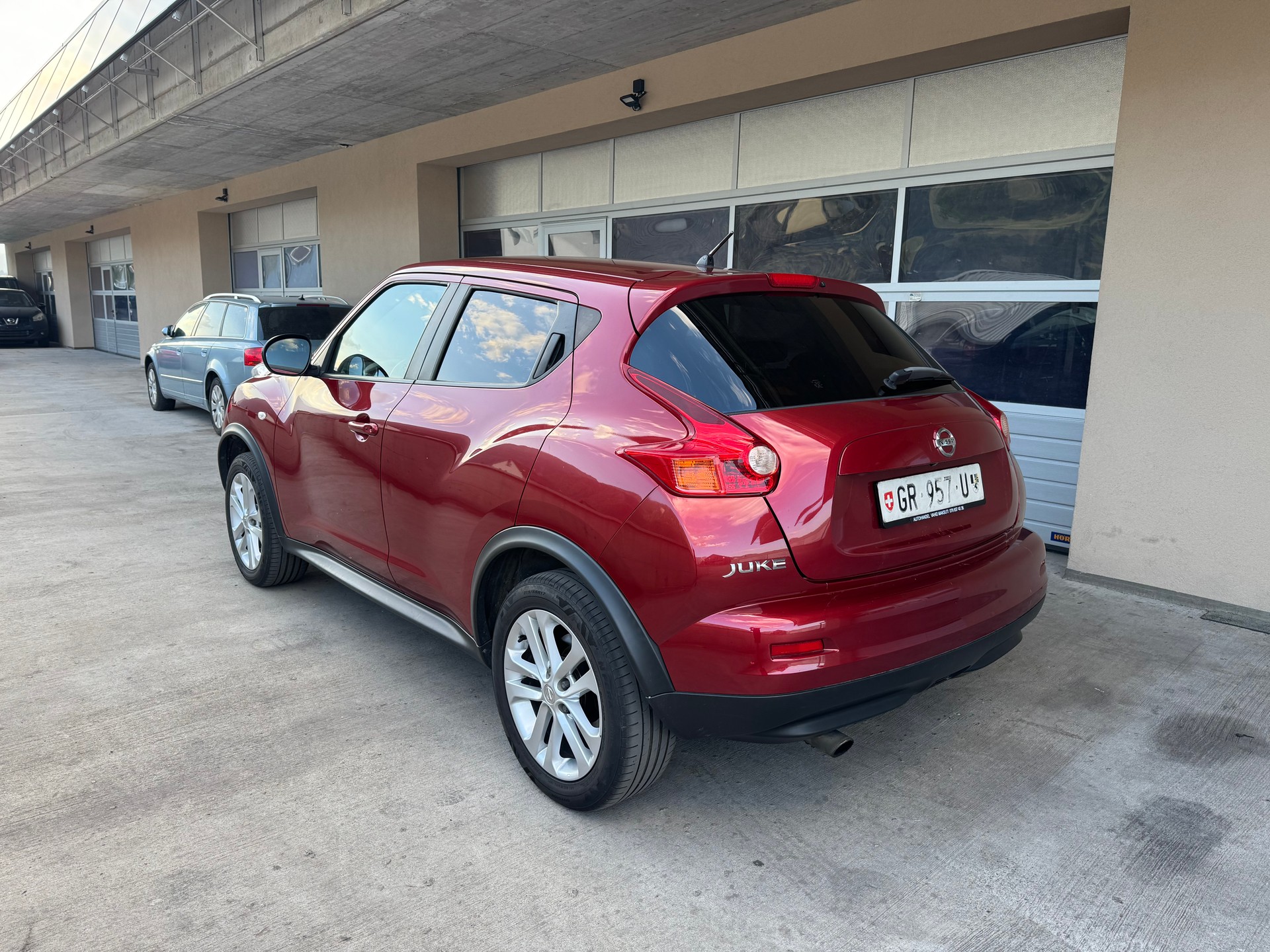 NISSAN Juke 1.6 DIG-T tekna 4x4 Xtronic M-CVT-image-5