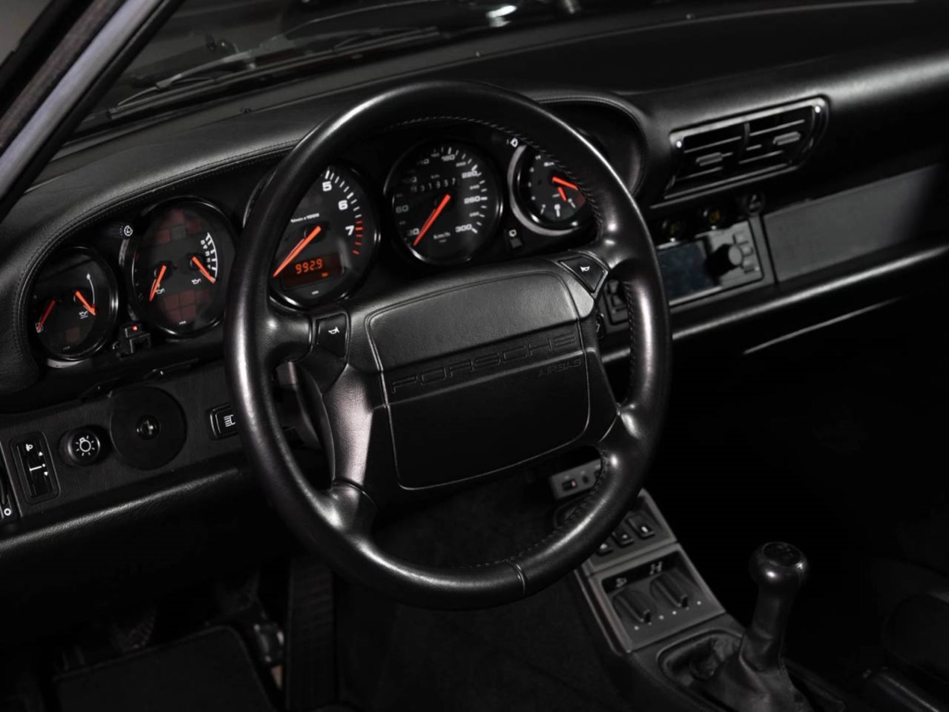 PORSCHE 911 Carrera 4 Coupé Turbo-Look-image-8