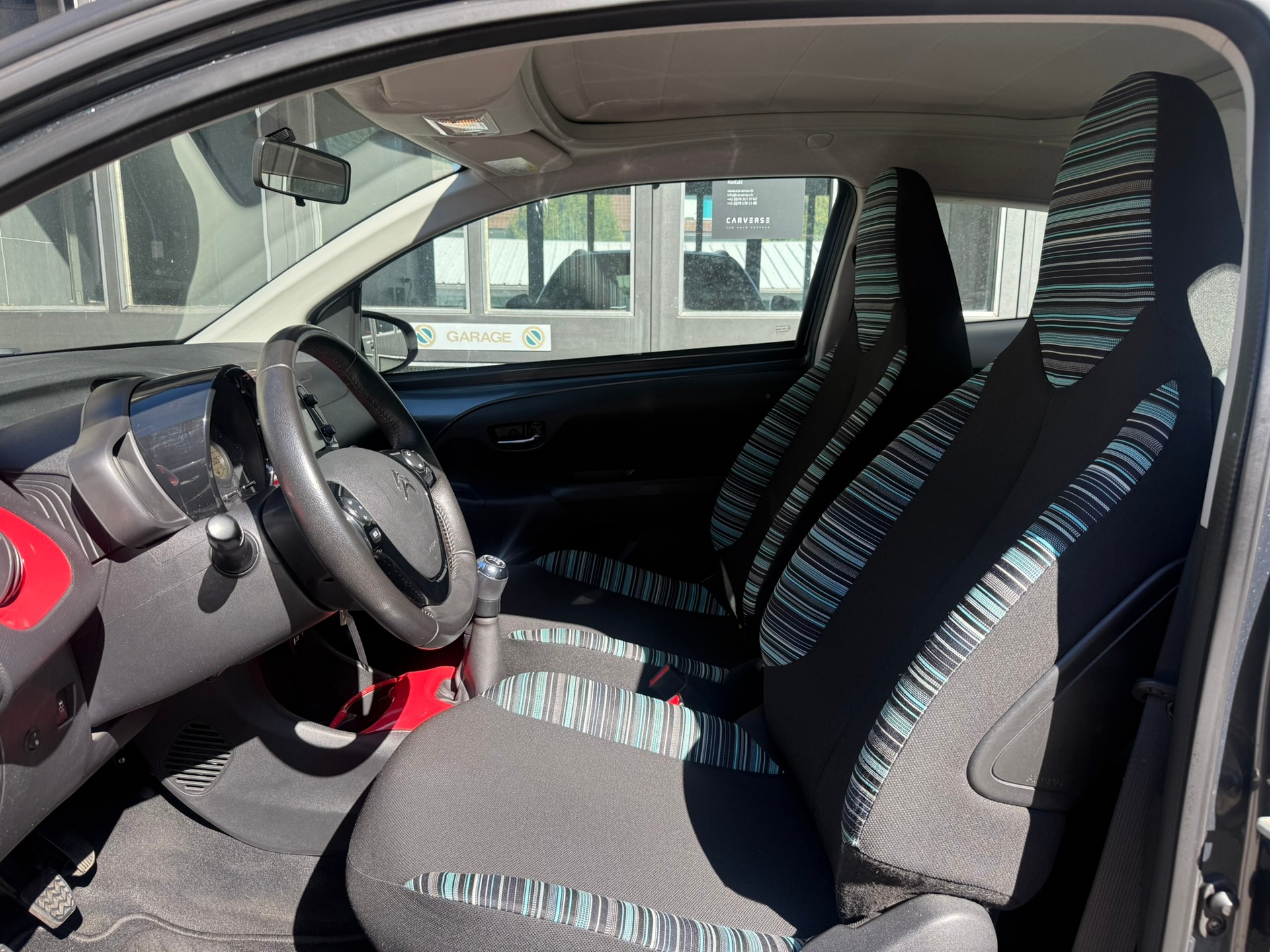 CITROEN C1 1.2 PureTech Shine Airscape-image-7