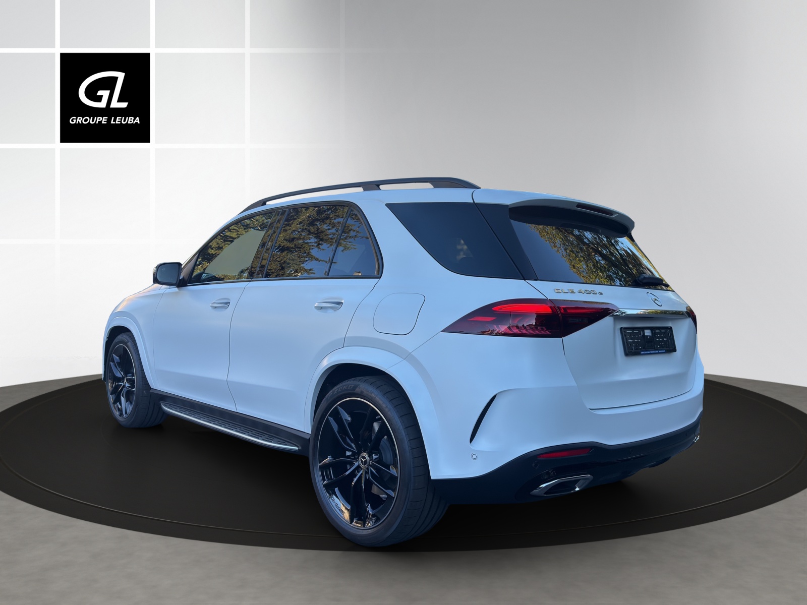 MERCEDES-BENZ GLE 400 e EQ Hybrid 4Matic 9G-Tronic EQ Star-showroom-element-3