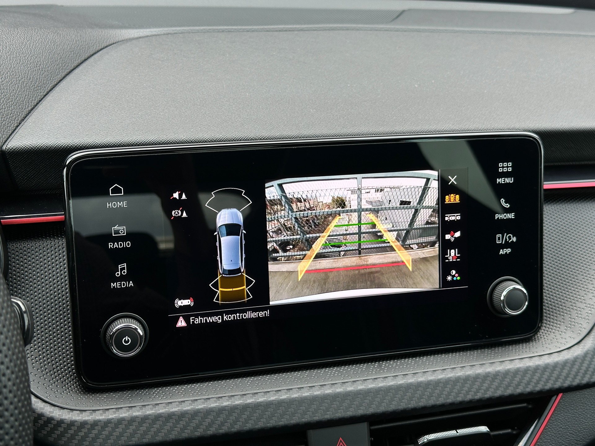SKODA Scala 1.5 TSI Monte Carlo DSG-image-18