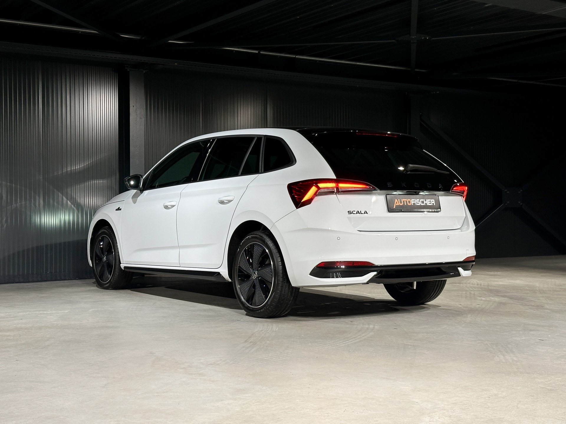 SKODA Scala 1.5 TSI Monte Carlo DSG-image-7