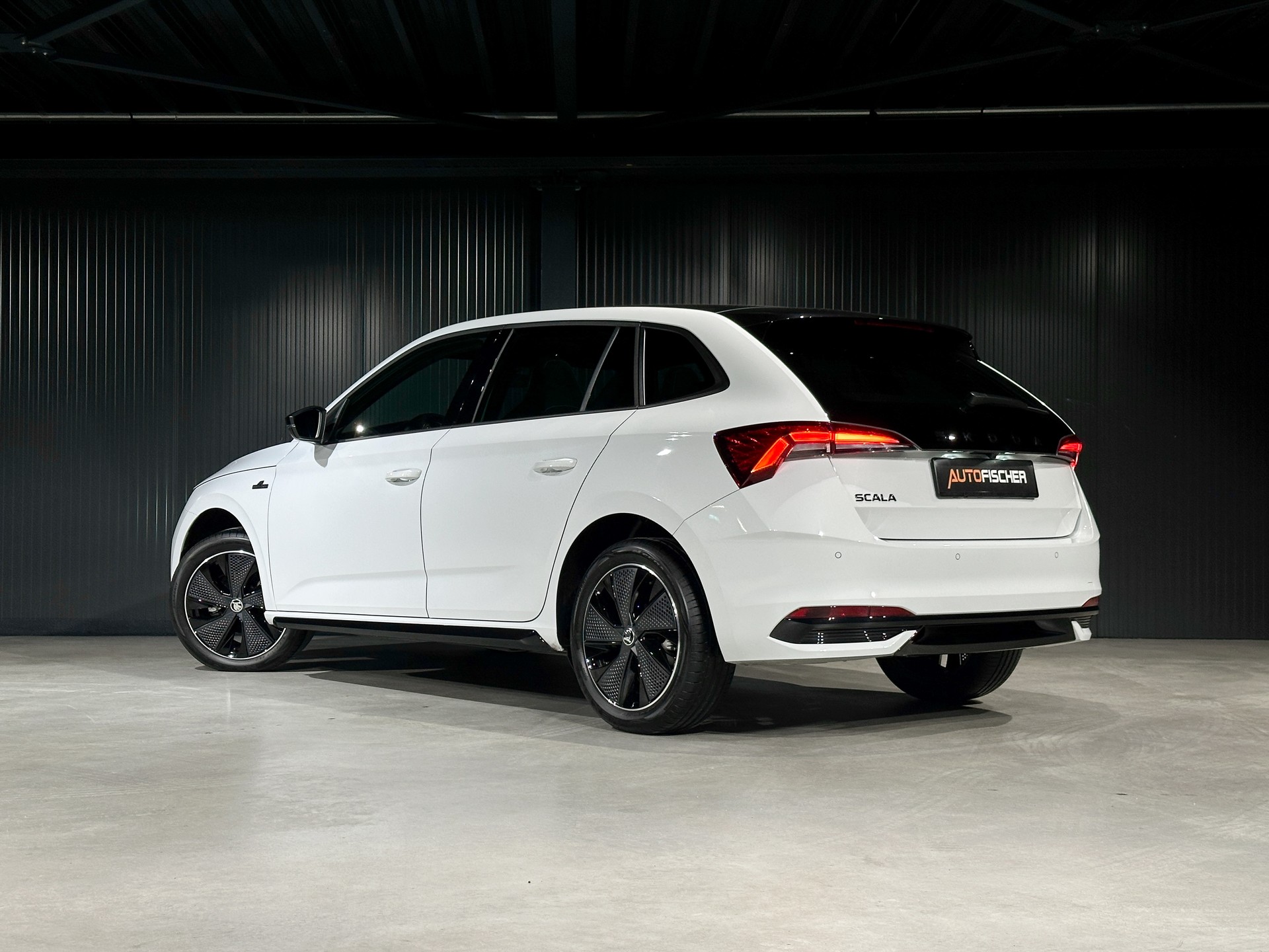 SKODA Scala 1.5 TSI Monte Carlo DSG-showroom-element-1