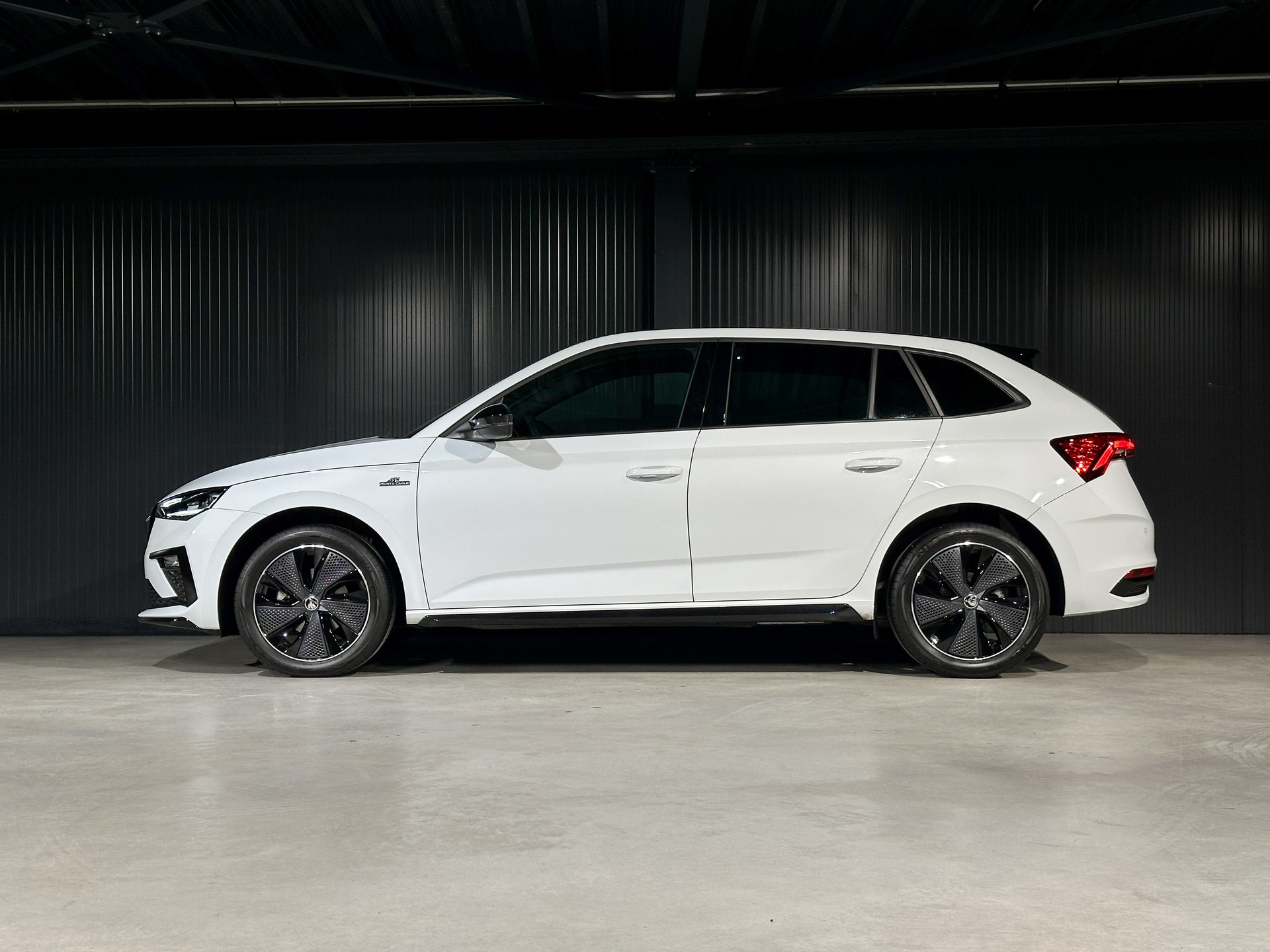 SKODA Scala 1.5 TSI Monte Carlo DSG-image-8