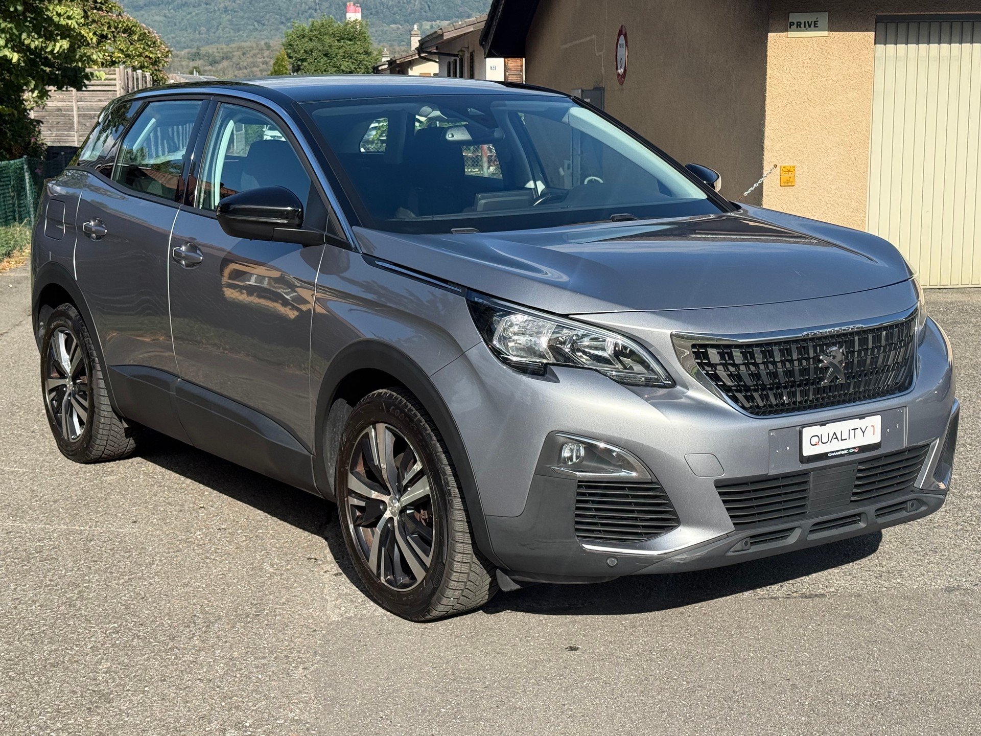 PEUGEOT 3008 1.2 Pure Tech Active