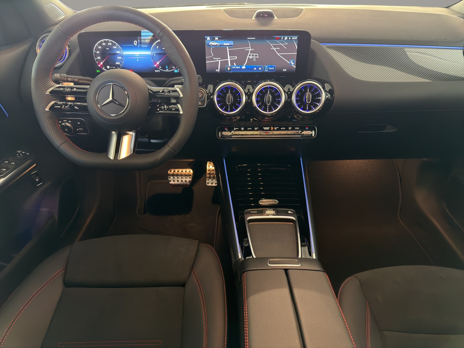 MERCEDES-BENZ GLA 220d 4Matic 8G-DCTSwiss Star-image-9
