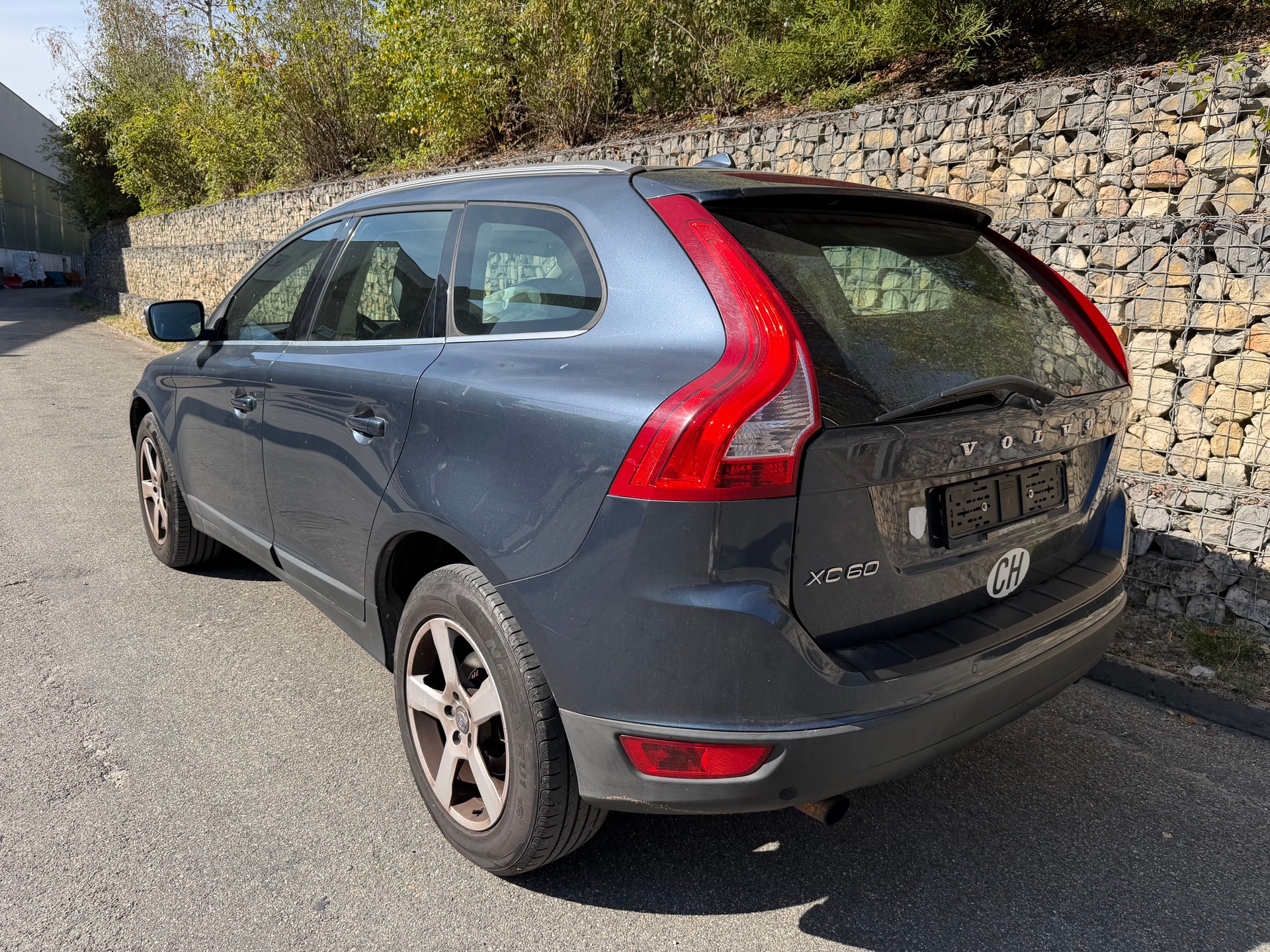 VOLVO XC60 T5 Summum Powershift-image-3