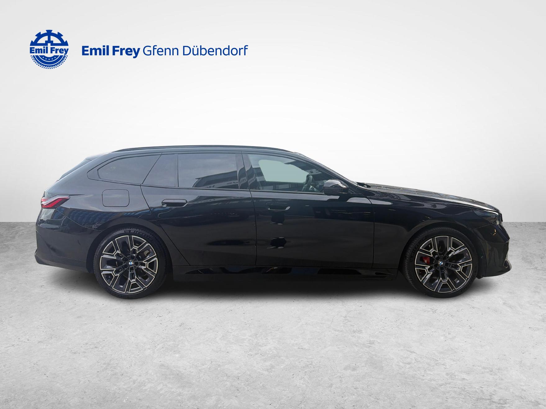 BMW i5 40 xDrive40 Touring M Sport Pro-image-9