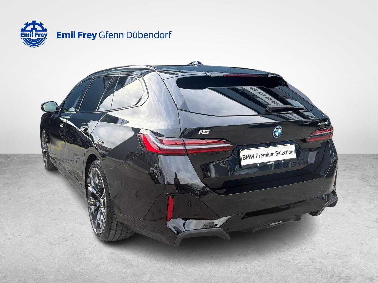 BMW i5 40 xDrive40 Touring M Sport Pro-image-5