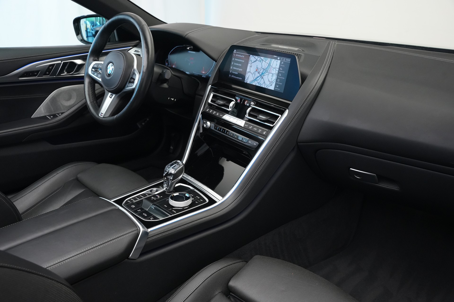 BMW M850i xDrive Steptronic *CH-Fahrzeug* *Dravitgrau* *B&W*-image-16