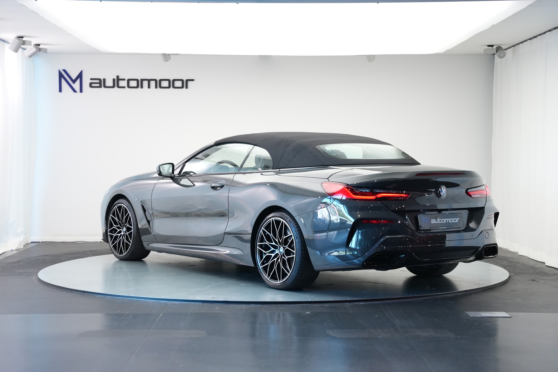 BMW M850i xDrive Steptronic *CH-Fahrzeug* *Dravitgrau* *B&W*-image-12