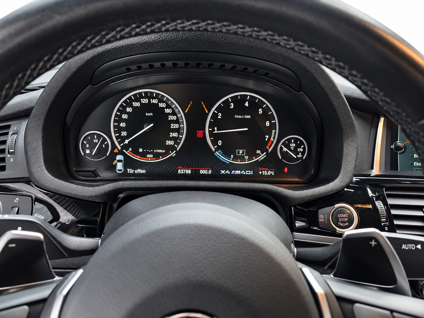 BMW X4 M40i x Drive Steptronic-image-15